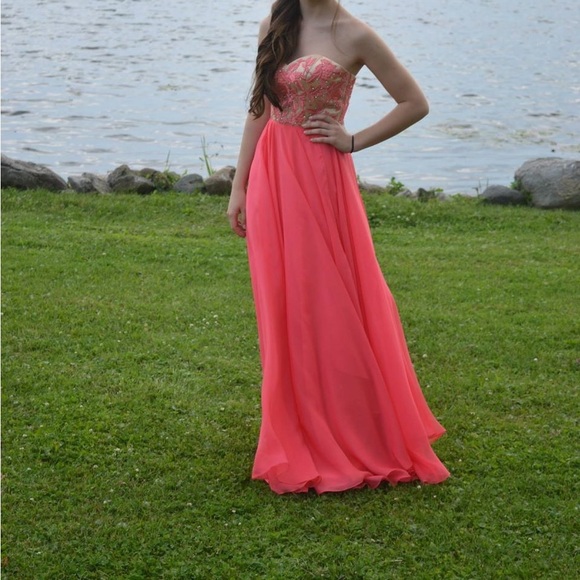 Sherri Hill Coral Dress - Picture 5 of 6